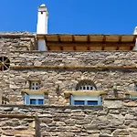 Blue View Mansion