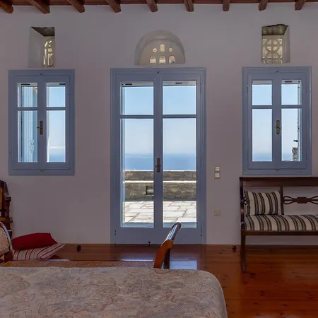 Blue View Mansion *